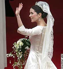 denmark_wedding_gown.jpg